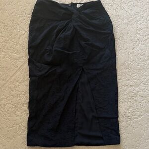 H&M Elegant Black Textured Pencil Skirt
